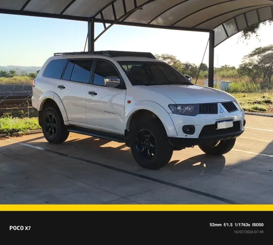 Mitsubishi Pajero Dakar 3.2 4X4 T.i. Dies. 5P Aut. 2013