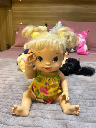 Boneca baby a Live