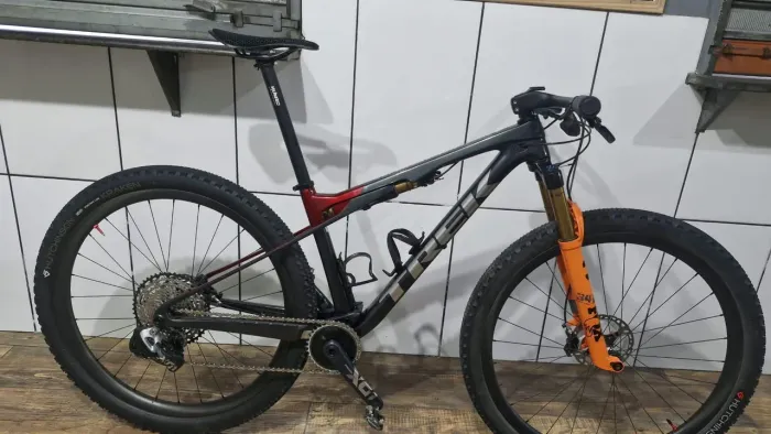 TREK SUPERCALIBER 9.7 2023 COM NF