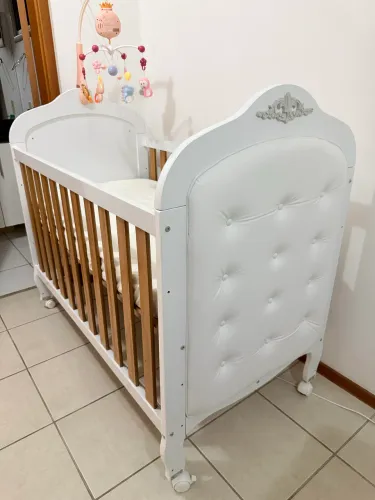 Vendo Berço cama + colchão 