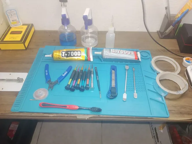 Material para técnico em manutenção de celular ?