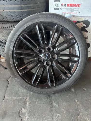pneus 215/45-17 michellin aro 17