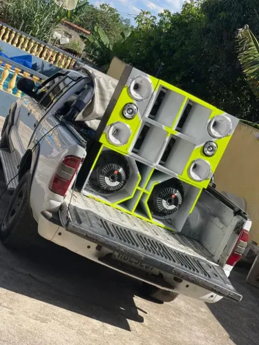 Som automotivo completo 