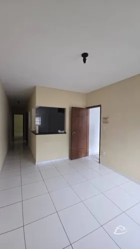 Casa em Cond. Fechado no bairro Industrial em Lorena à Venda