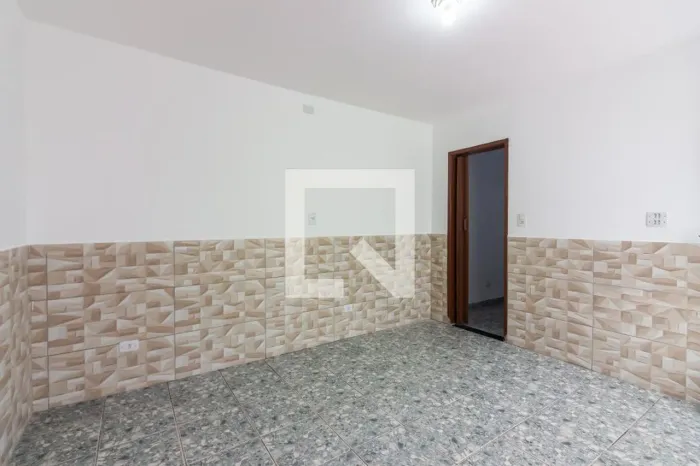 Casa à Venda - Jardim das Flores, 1 Quarto, 50 m2