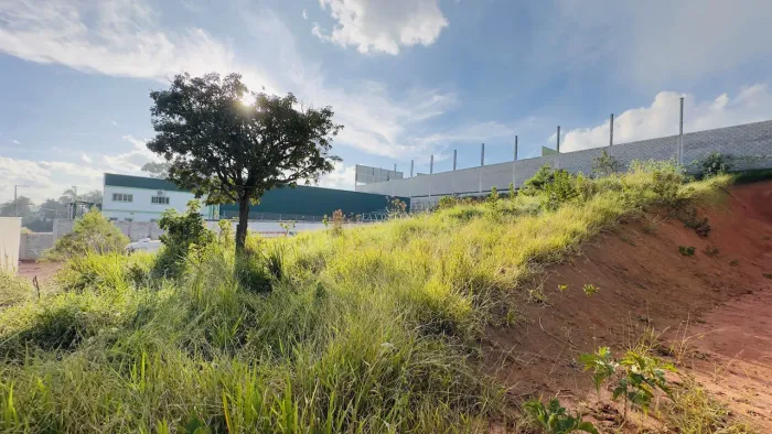 Excelente terreno Industrial de 1.100,00 m2 a venda em Bragança Paulista.
