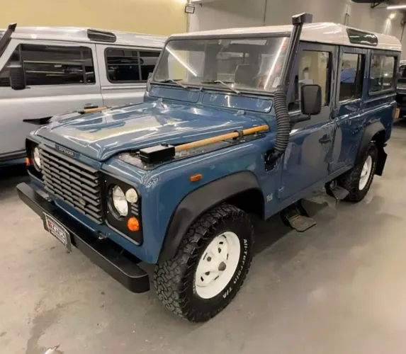 Land Rover Defender 110 2.0 Turbo HSE SI4 AUT 2021