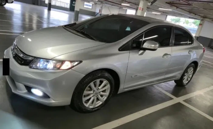 Honda Civic Sedan LXR 2.0 Flexone 16V Aut. 4P 2014