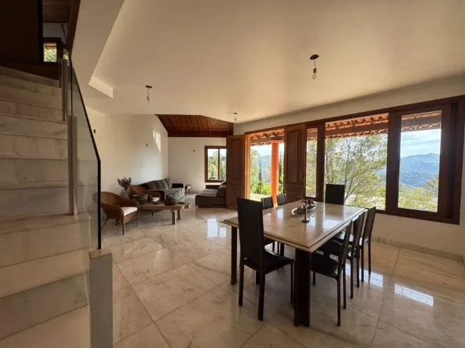 CASA 4 QUARTOS À VENDA NO CONDOMÍNIO IPÊ DA SERRA NOVA LIMA