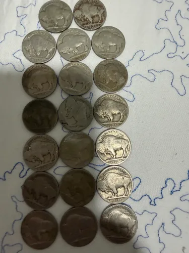 Vendo 20 moedas de 5 centavos americana buffalo nickel
