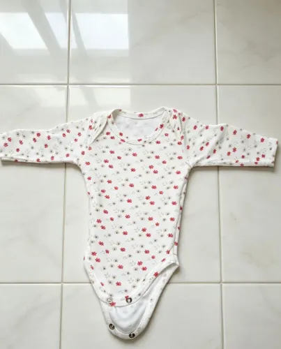 Lote roupinhas de bebe menina