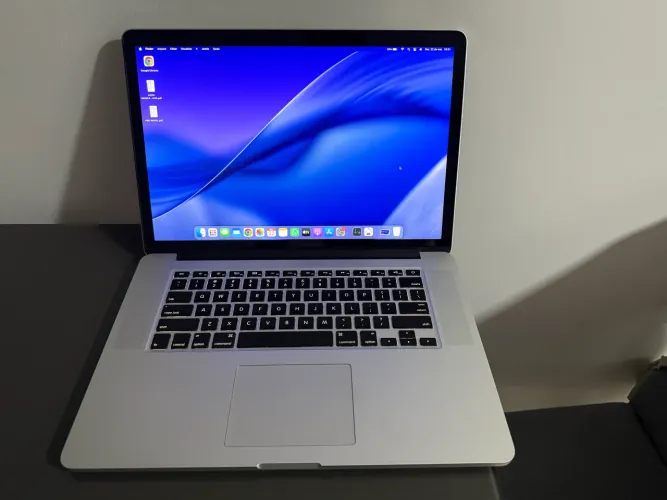 Macbook Pro 2015 i7 16gb