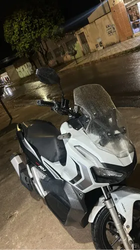 Vende-se Honda adv 