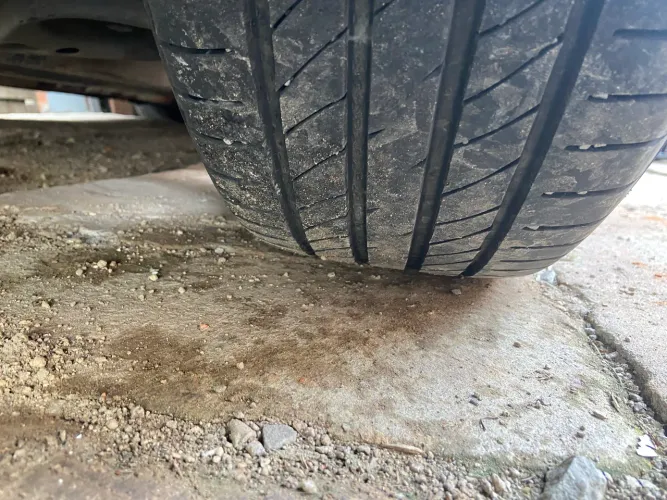 Vendo par de pneus 225/40r18 novo 