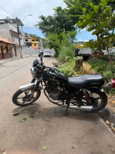 Vende se ou troca em uma suzuki 125