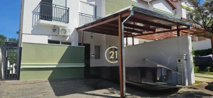 Casa Sobrado à Venda no Condomínio Parque dos Guarantãs - Chácara Belvedere em Indaiatuba/