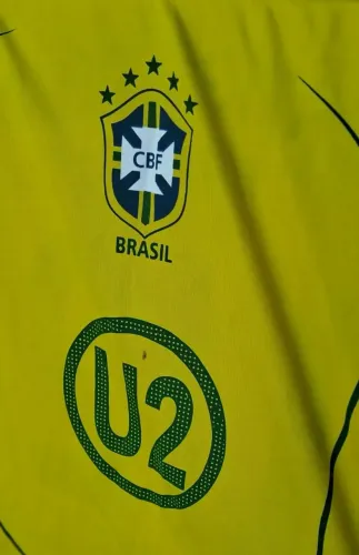 Camisa da Seleção Brasileira U2 Tour Vertigo Tam M