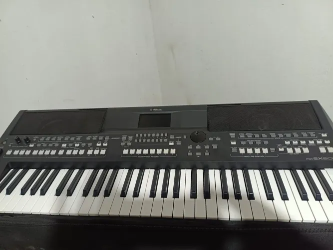 Teclado sx 600