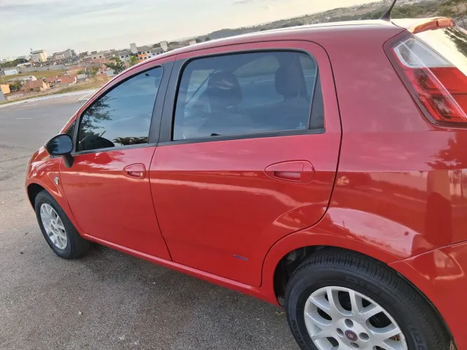 Fiat Punto ELX 1.4 Fire Flex 8V 5P 2010