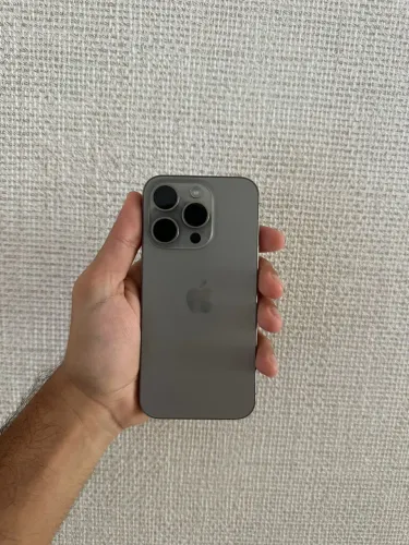iPhone 15 pro 128gb