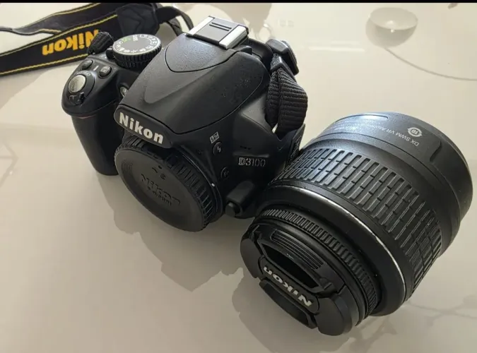 Câmera Nikon D3100