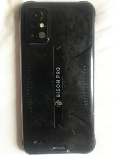 Celular Bison Pro