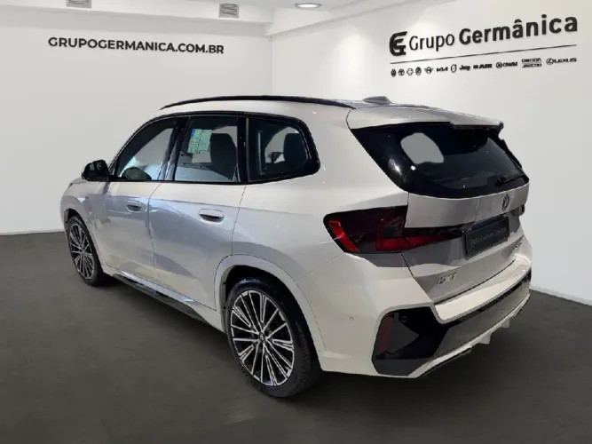 BMW IX1 Xdrive 30 M Sport (elétrico) 2026