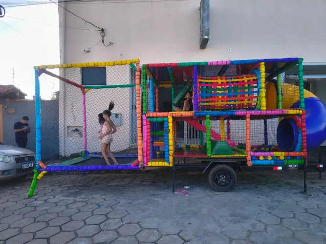 Carretinha kids park