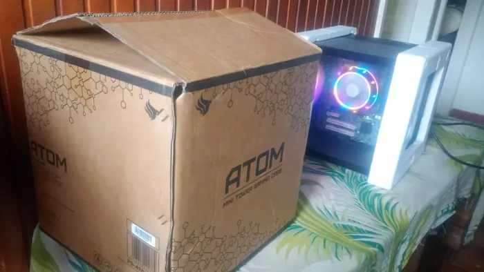 Cpu com processador i5 com garantia de 3 meses rodando alguns jogo