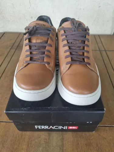 Sapato Ferracini tamanho 41