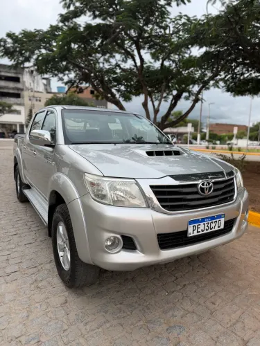 Toyota Hilux CD SR D4-d 4X4 3.0 TDI Dies. 2012