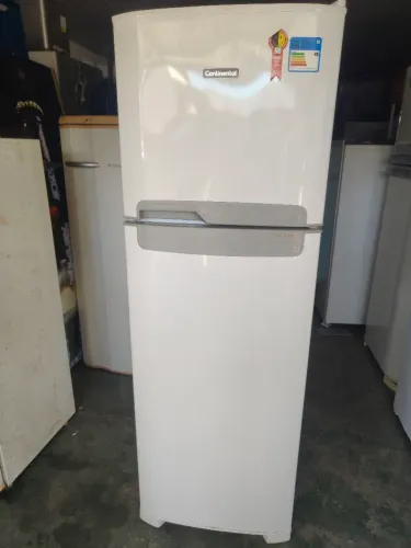 Geladeira semi nova