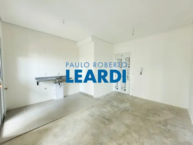 APARTAMENTO - ALPHAVILLE - SP