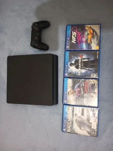 Play Station 4