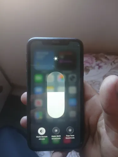 VENDO IPHONE 11 64GB