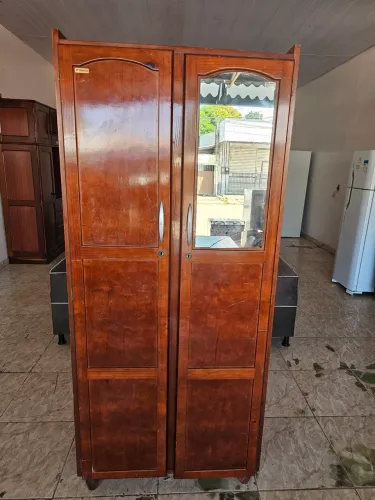 Guarda roupa usado de pinho