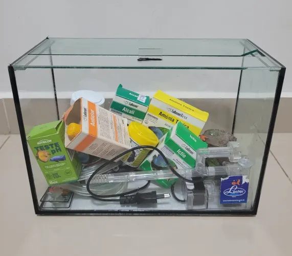 Kit aquário 10 Litros