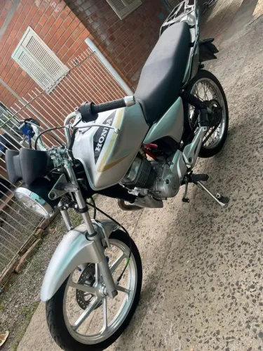 CG 150 Tudo em dia