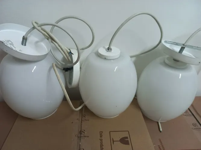 3 pendentes luminárias
