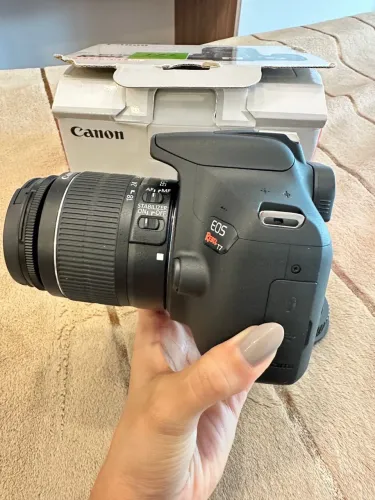 ? CÂMERA CANON EOS REBEL T7+ À VENDA ? NOVA ?