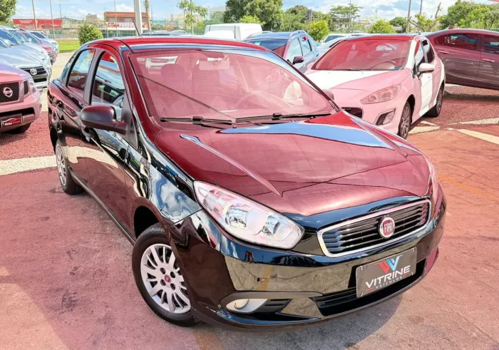 Fiat Grand Siena Attractive 1.0 Flex 8V 4P 2019