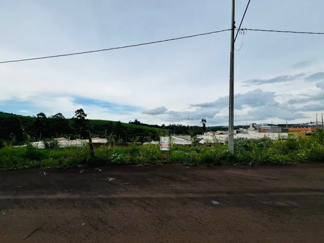 LOTE À VENDA NO RESIDENCIAL MASSA EM JANDAIA DO SUL.