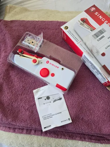 Mini Máquina de Costura Portátil Singer Stitch Sew Quick (Na Caixa)