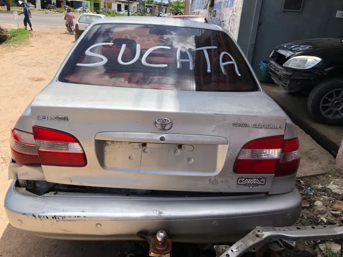 SUCATA Toyota Corolla 2001 Manual