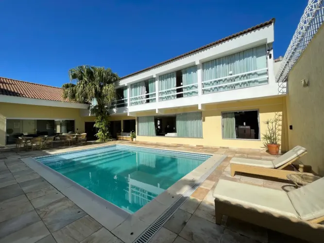Casa na praia da Barra.