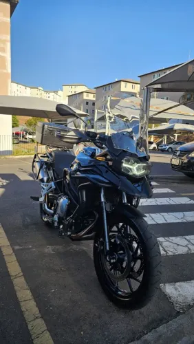 Moto BMW F 750 GS Triple Black Premium (2023/2023) - Impecável e Equipada