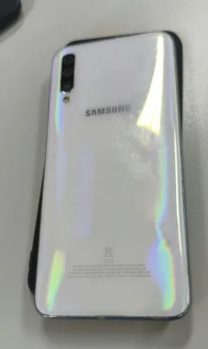 Samsung A50