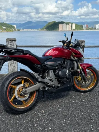 Hornet CB600F 2028 injeção eletrônica