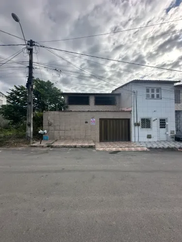 GOIS ALUCA casa - 120 metros quadrados com 3 quartos em São Bento - Fortaleza - CE
