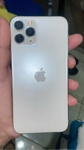 Vendo um iPhone 11 Pro